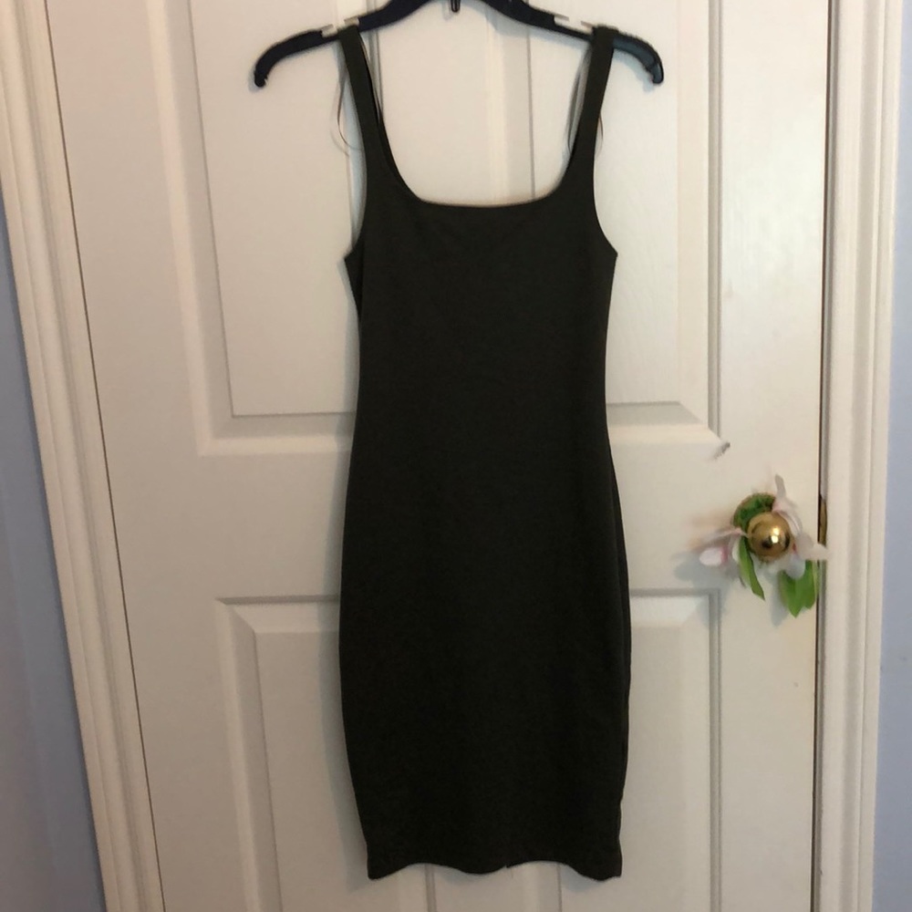 NEVER WORN tight olive green dress. size small